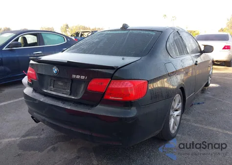 2013 BMW 328I z USA, uszkodzony, nr VIN WBAKE5C58DJ107325